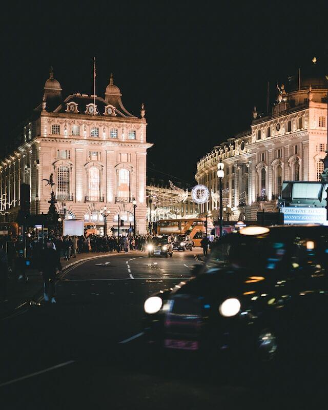 Piccadilly Circus nuit